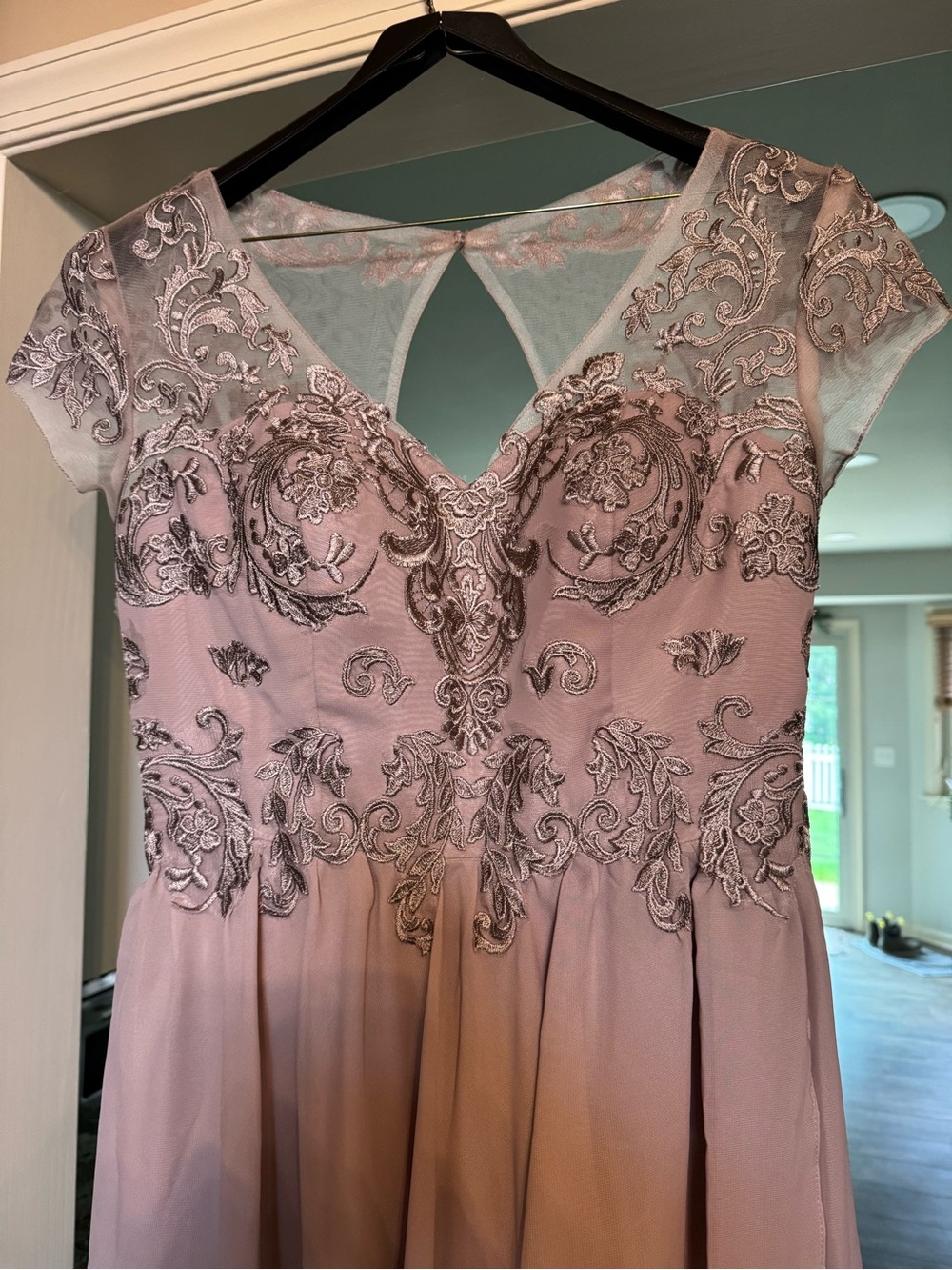 Embellished Dusty Lavender Chiffon Midi Dress- Never Worn - Picture 4 of 5